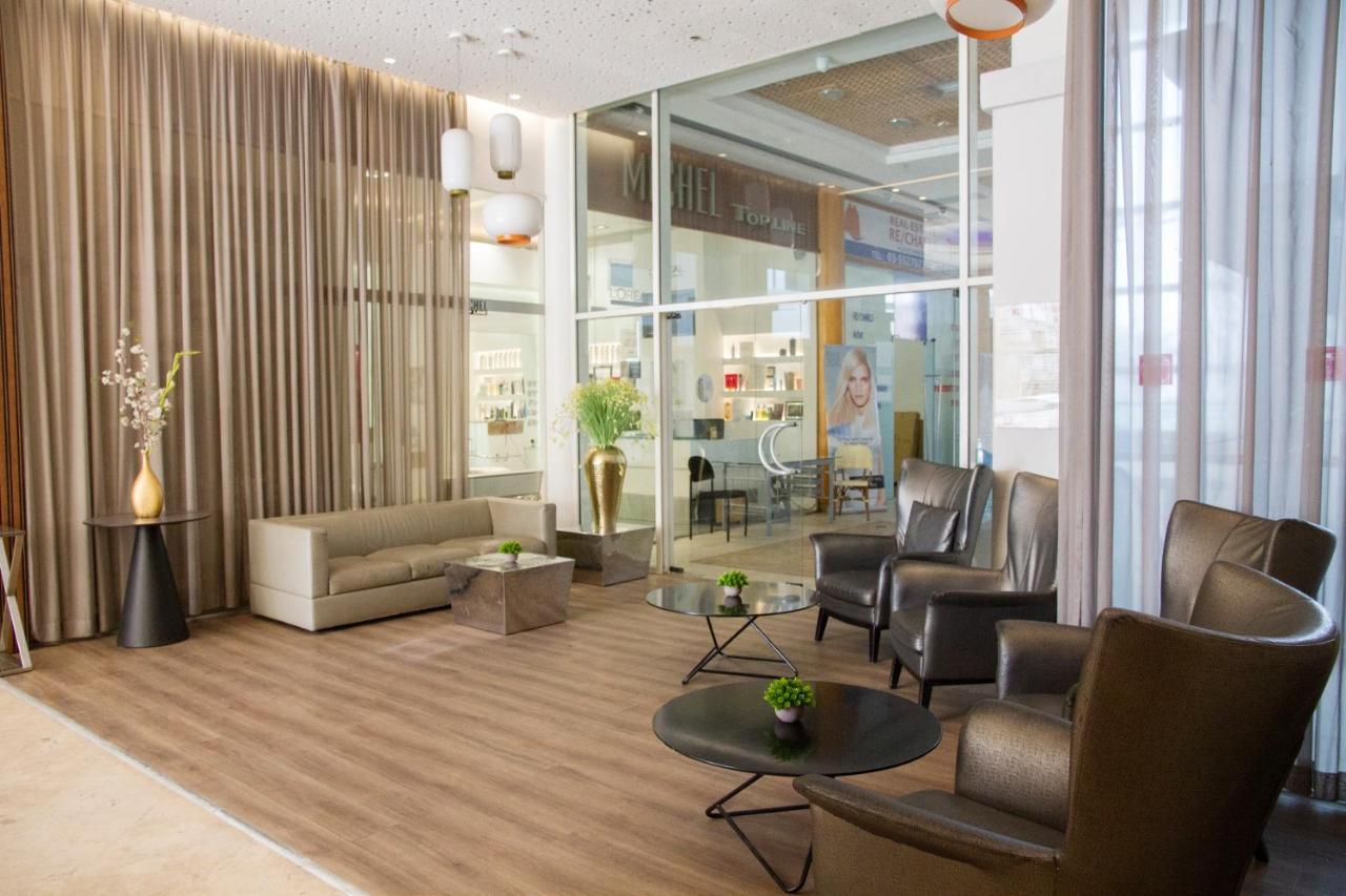 Apartments4You Leonardo 11 บัตยัม ภายนอก รูปภาพ