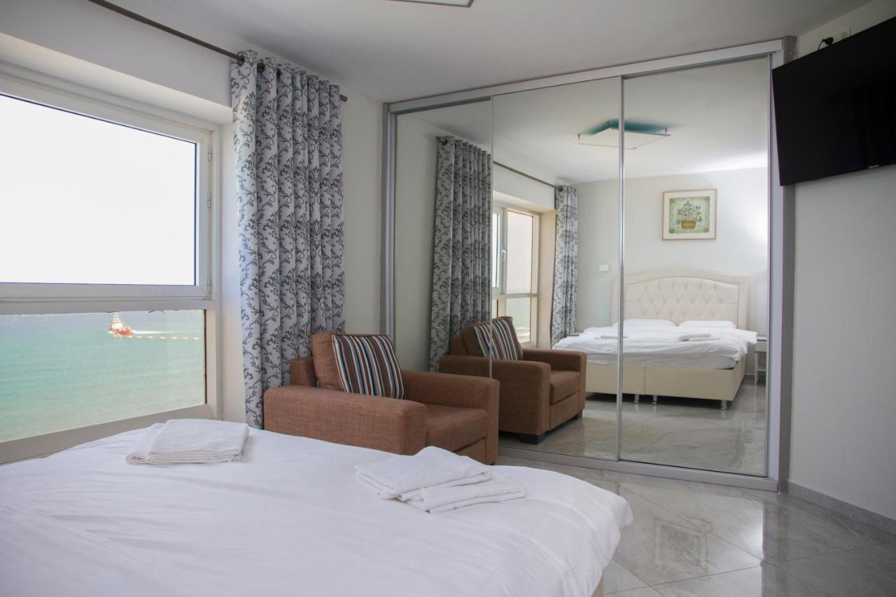 Apartments4You Leonardo 11 บัตยัม ภายนอก รูปภาพ
